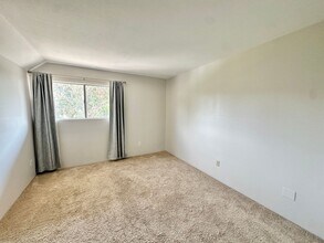 6191 Rancho Mission Rd in San Diego, CA - Building Photo - Building Photo