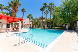 Villa Monterey Apartments in Las Vegas, NV - Building Photo