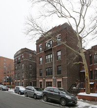 Machon Chana Women's Institute in Brooklyn, NY - Foto de edificio - Building Photo