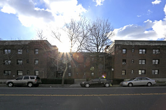 150-16 73rd Ave in Flushing, NY - Building Photo - Building Photo