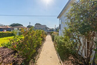 6461 W 86th Pl in Los Angeles, CA - Building Photo - Building Photo