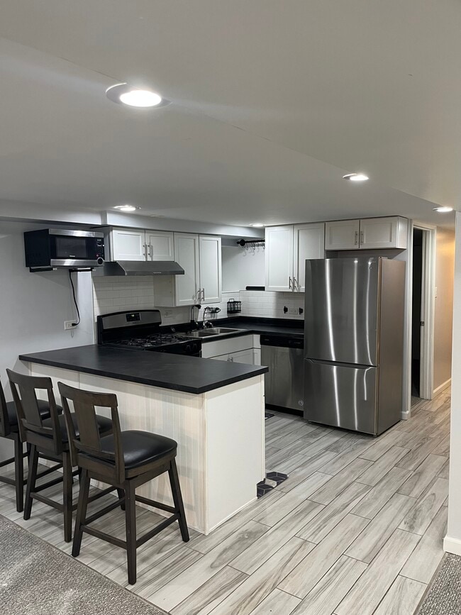 860 N Sacramento Blvd, Unit Garden