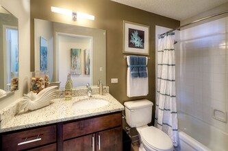 42 E Superior St in Chicago, IL - Building Photo - Building Photo