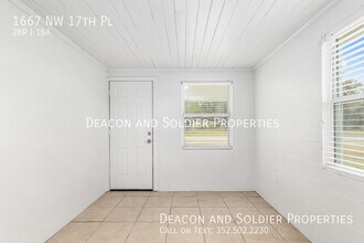 1667 NW 17th Pl in Ocala, FL - Building Photo - Building Photo