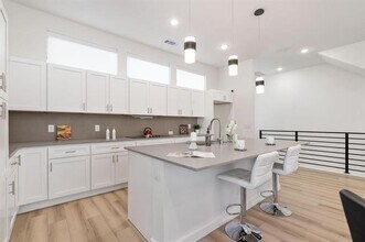 2606 Kimsey Dr in Dallas, TX - Building Photo - Building Photo