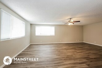 4334 Cloverdale Ave in Las Vegas, NV - Building Photo - Building Photo