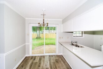 6349 Valleydale Dr in Memphis, TN - Building Photo - Building Photo