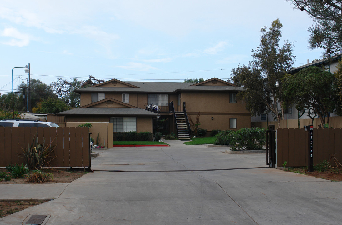 826 12th St in Imperial Beach, CA - Building Photo