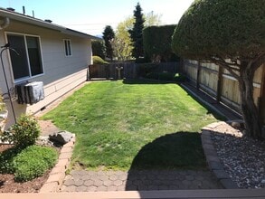 2004 Kelso Ave in Wenatchee, WA - Foto de edificio - Building Photo