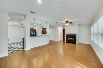 1207 Hughmont Dr in Pflugerville, TX - Building Photo - Building Photo