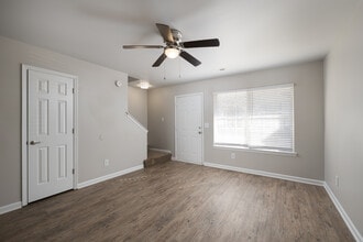 Avalon 2 in North Charleston, SC - Building Photo - Interior Photo