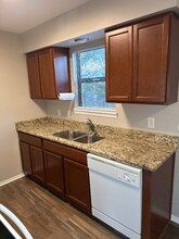 616 S Mt Carmel St in Wichita, KS - Building Photo - Building Photo