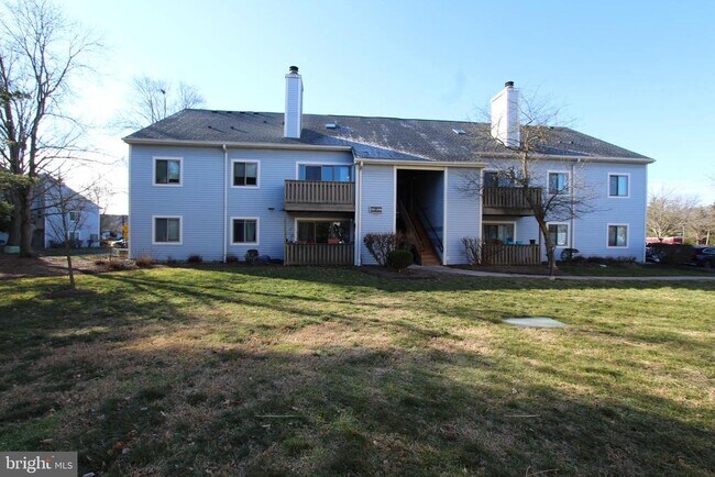 2202 Aspen Dr in Plainsboro, NJ - Building Photo - Building Photo