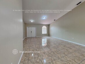 5851 SW 163rd Pl in Miami, FL - Foto de edificio - Building Photo