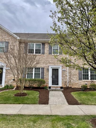 property at 124 Colonnade St