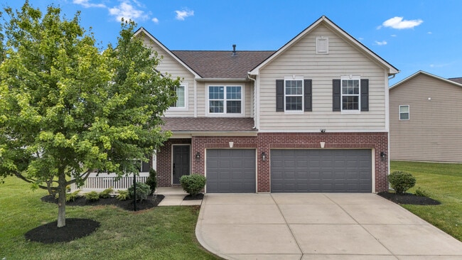 9724 Brooks Drive in McCordsville, IN - Building Photo - Building Photo