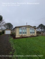 7020 Glen Ave in Gleneden Beach, OR - Building Photo