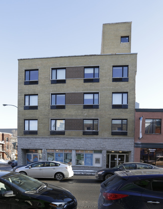 2284-2290 Ontario Rue E in Montréal, QC - Building Photo - Building Photo