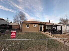 1216 Richards Ave in Colorado Springs, CO - Building Photo