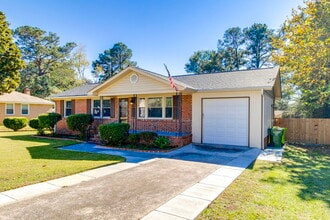 7712 Burdell Dr in Columbia, SC - Building Photo - Building Photo