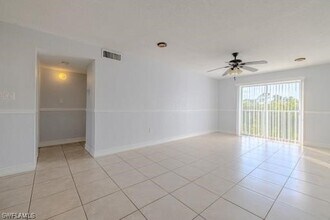 12650 Kenwood Ln in Ft. Myers, FL - Building Photo - Building Photo