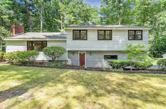 310 Hayward Mill Rd in Concord, MA - Foto de edificio - Building Photo