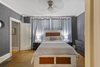 633 College St, Unit 633 A in Macon, GA - Foto de edificio - Building Photo