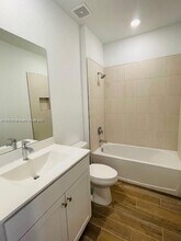 164 SW 171st Terrace in Pembroke Pines, FL - Building Photo - Building Photo