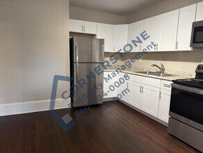 4812 Williamson Rd in Roanoke, VA - Foto de edificio - Building Photo