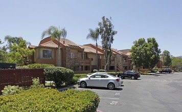 Villa Taviana in San Diego, CA - Building Photo - Building Photo