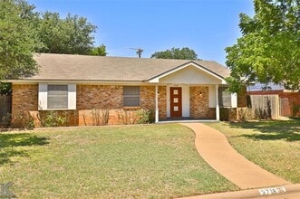 3718 Brookhollow Dr in Abilene, TX - Building Photo - Building Photo