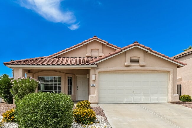 property at 972 Trackers Glen Ave
