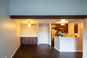 The Lodge at Porter Ranch Apartments in Northridge, CA - Building Photo - Interior Photo