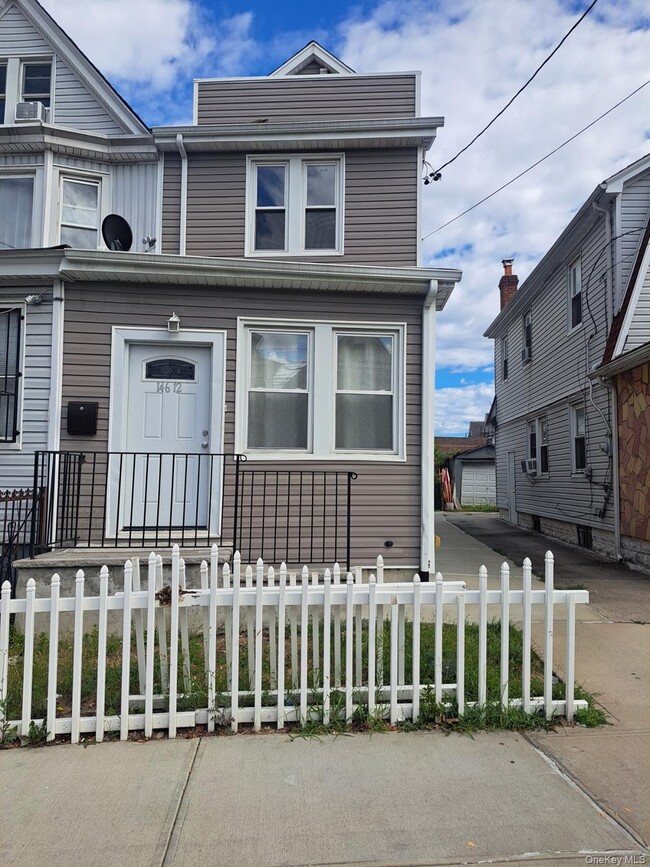property at 146-12 Lakewood Ave