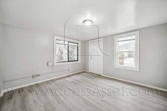 242 N Chestnut St in Lake Elsinore, CA - Building Photo - Building Photo