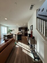 1919 Sterling Pl in Santa Maria, CA - Building Photo - Building Photo