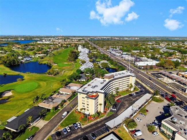 8950 Park Blvd in Seminole, FL - Building Photo - Building Photo