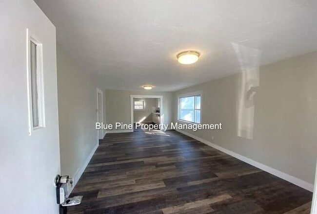 319 Idaho Ave in Rigby, ID - Building Photo - Building Photo