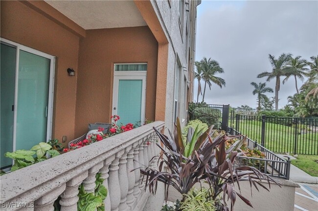 property at 2825 Palm Beach Blvd