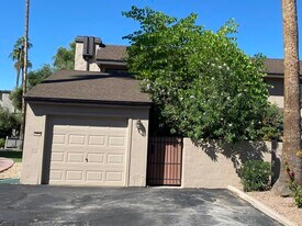 2312 W Lindner Ave in Mesa, AZ - Building Photo