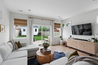 212 Queen Ave in Nashville, TN - Building Photo - Building Photo