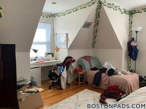 21 Highland St in Boston, MA - Building Photo - Building Photo