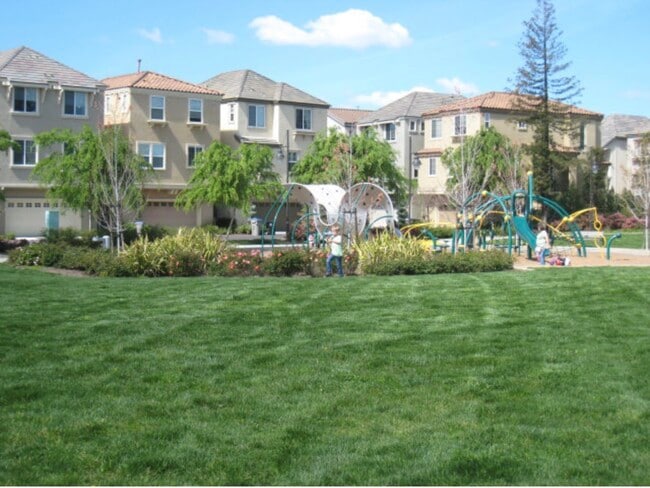 property at 2095 Samaritan Dr