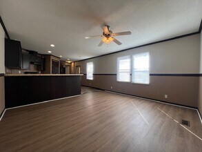 13 Mulberry St in Maxwell, TX - Building Photo - Building Photo