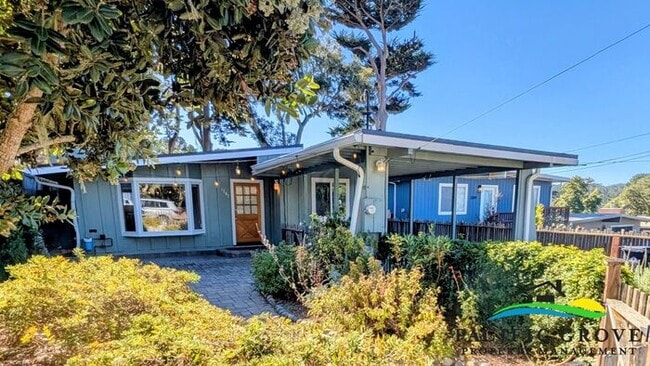 property at 1207 Shafter Ave