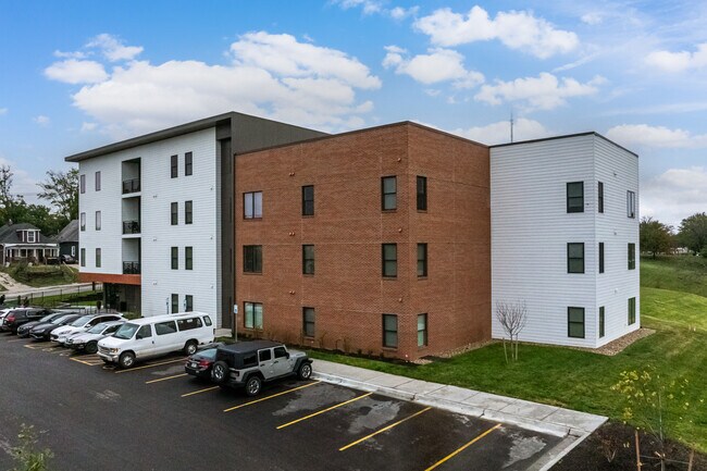 Villa View in Kansas City, MO - Building Photo - Building Photo