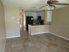 1633 Windsor Oak Ct in Kissimmee, FL - Building Photo - Building Photo