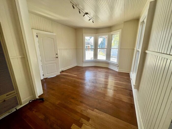 307 5th St in Pacific Grove, CA - Building Photo - Building Photo