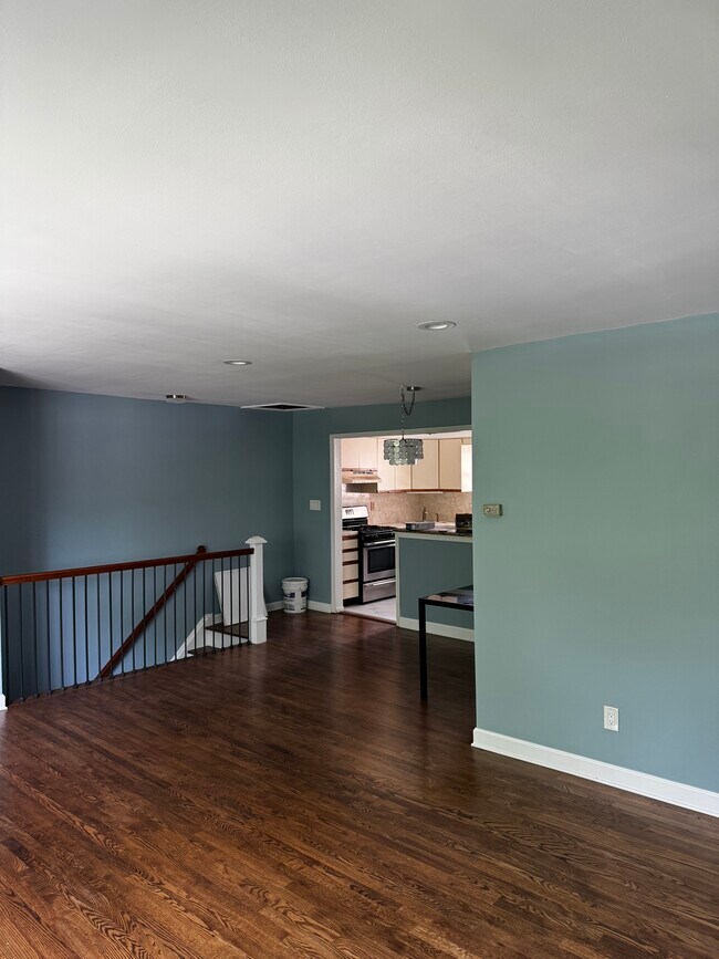 3 Virginia Dr in Fair Lawn, NJ - Building Photo - Building Photo