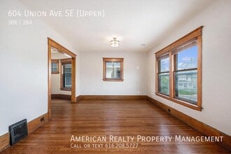 604 Union Ave SE in Grand Rapids, MI - Building Photo - Building Photo